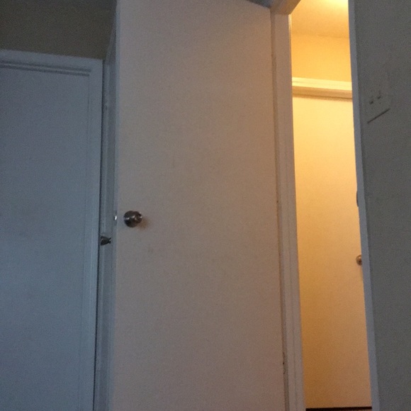 Meet your Posher, Endurance - Picture 1 of 1